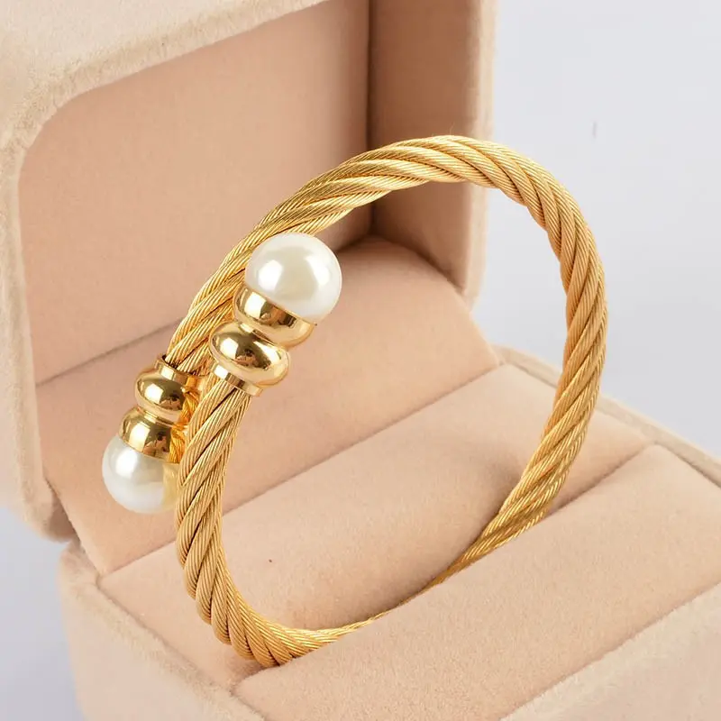Nastro di misurazione del cavo del polsino della perla dell'acciaio inossidabile del titanio placcato oro braccialetto all'ingrosso del braccialetto degli uomini delle donne