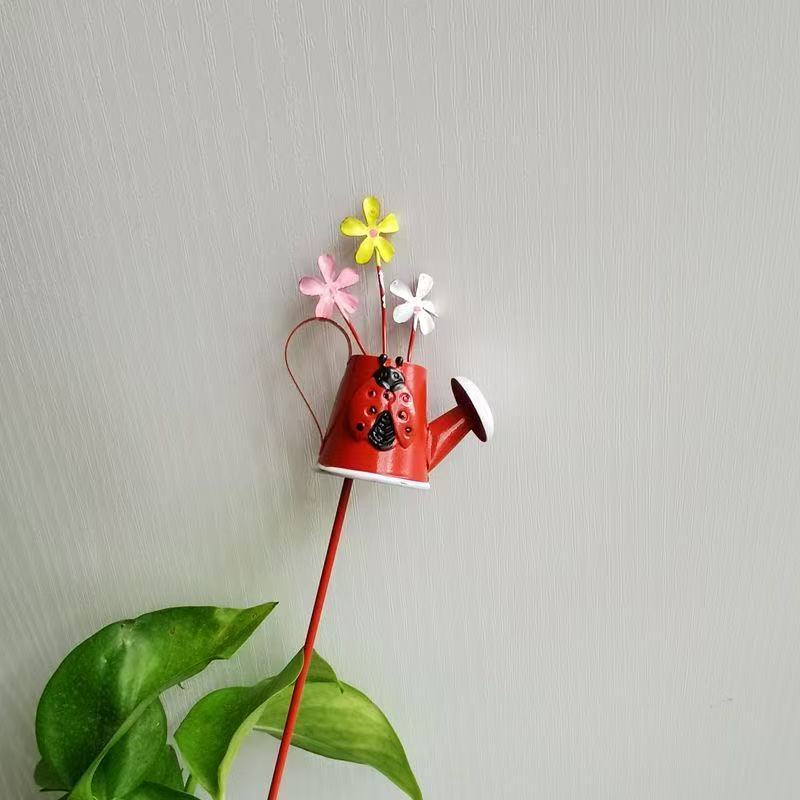 Petite bouilloire coccinelle rouge
