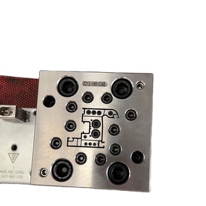 แม่พิมพ์ลูกปัดแก้ว upvc แบบกำหนดเองสำหรับอัดขึ้นรูปพลาสติกกรอบวงกบล้าน - Product Image 1