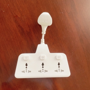 带4个交流插座和USB C 10A电源插座多插头的通用3路T插座墙壁适配器 - Product Image 1
