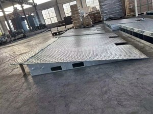 Contenedor de acero de 10 toneladas Carga/descarga Rampa de carretilla elevadora Equipo de manejo de materiales para envío Muelle de rampa de muelle de camión - Product Image 4