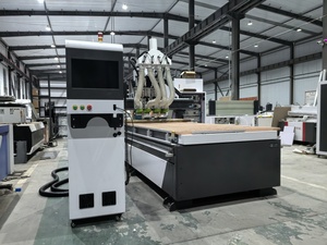 Intaglio porta dell'armadio prodotto a quattro teste legno macchina Router CNC 6kw mandrino servomotore macchina da taglio CNC - Product Image 3