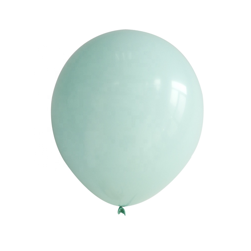 Macaron tiffany blue balloon