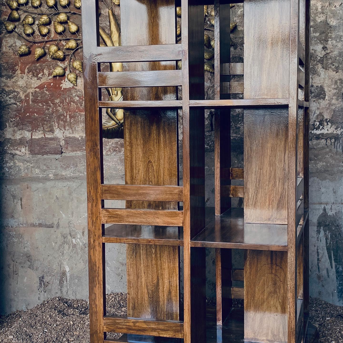 สีน้ำตาล