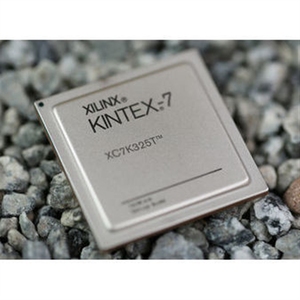 XC7VX485T-1FFG1927C Chip FPGA controllore logico programmabile Xilinx/ XILINX - Product Image 2