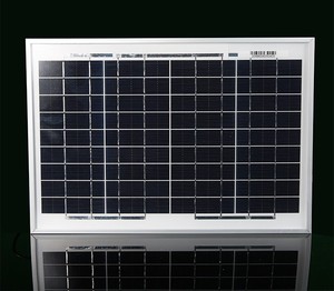 带调频收音机的迷你家用太阳能系统，为手机充电 - Product Image 4