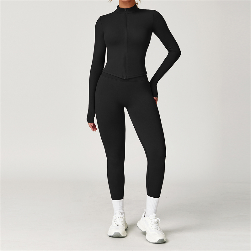 chaqueta+leggings-negro