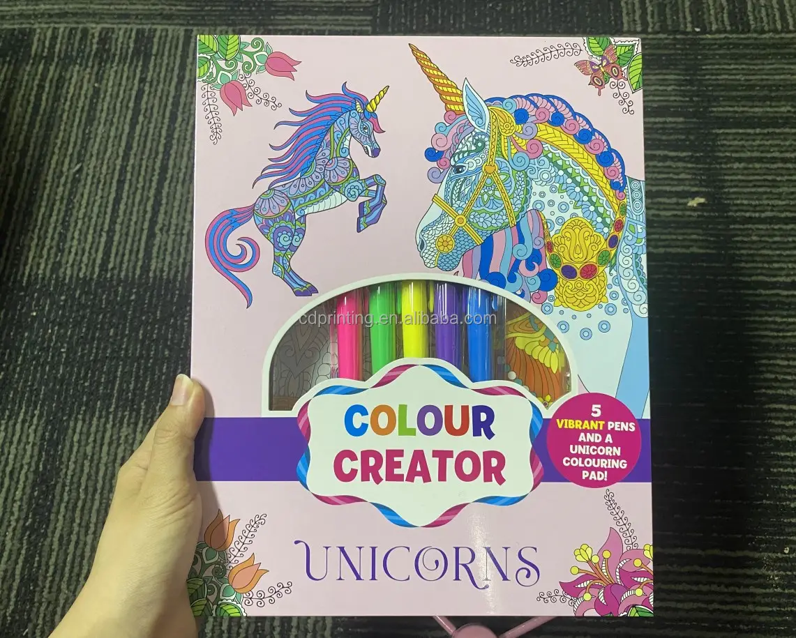 2024 nouveauté livres à couverture rigide enfants livre de coloriage fantaisie avec stylos