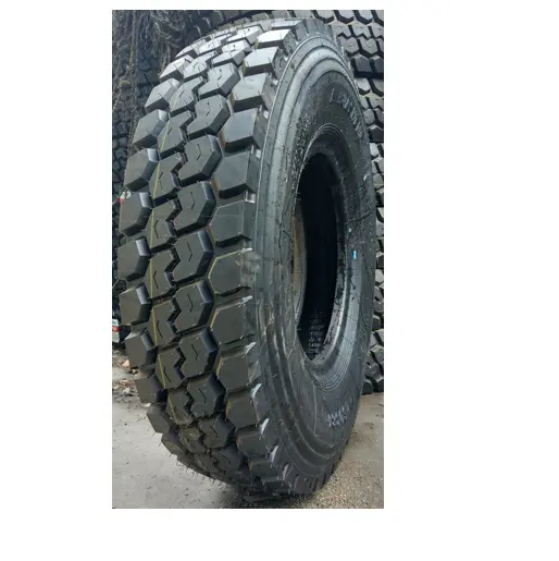 Camion pneumatici pneumatici pneumatici a buon mercato all'ingrosso 235/75r1 5/pneumatici per veicoli passeggeri P235/75R15 225/40R18 225/45ZR18 92W