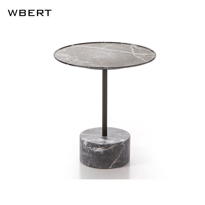 สีเทาเข้ม