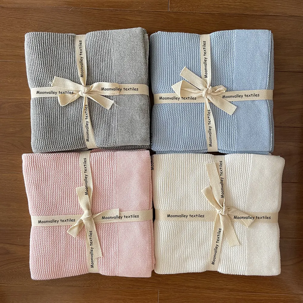 Manta de bebé de ganchillo tejida con cable de algodón de bambú orgánico liso 100% suave con nombre personalizado para niños y niñas