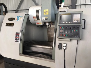 Hot <strong>Sell</strong> Widely Used Vertical and Horizontal Milling Machine Cnc Machining <strong>Center</strong> VMC-850 With 3 Axis - Product Image 4
