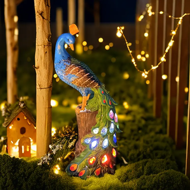 Modern Cute Led Solar Garden Lights Decorative Polyresin Peacock Figurine Resin Crafts