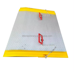 Rampas de muelle de carga y descarga de camiones de acero personalizadas con asas y bordillos laterales Tablero de muelle de carga de acero - Product Image 2