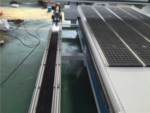 Wood <strong>Cnc</strong> <strong>Router</strong> Machine 1325 4 Axis Wood <strong>Router</strong> Machine <strong>with</strong> <strong>Rotary</strong> - Product Image 4
