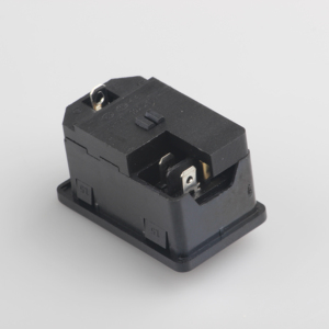 10A ซ็อกเก็ตไฟ Ac-01 3-in-1 250V พร้อมสวิตช์โยกส่องสว่างและที่ยึดฟิวส์ - Product Image 3