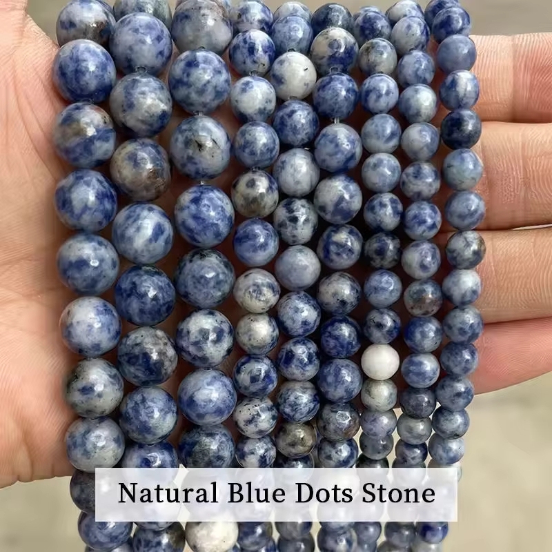 Pierre naturelle à pois bleus