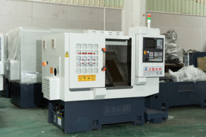 LC-52X Max. Swing Diameter (mm) 558 <strong>c</strong> <strong>Axis</strong> <strong>Cnc</strong> <strong>Lathe</strong> <strong>With</strong> Automatic bar Feeder High Precision Slant Bed <strong>Cnc</strong> <strong>Machine</strong> - Product Image 2