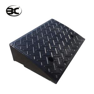 High Quality Car Curbside Driveway <strong>Ramp</strong> Speed Bump for Smooth and Safe Vehicle Entry - Product Image 4