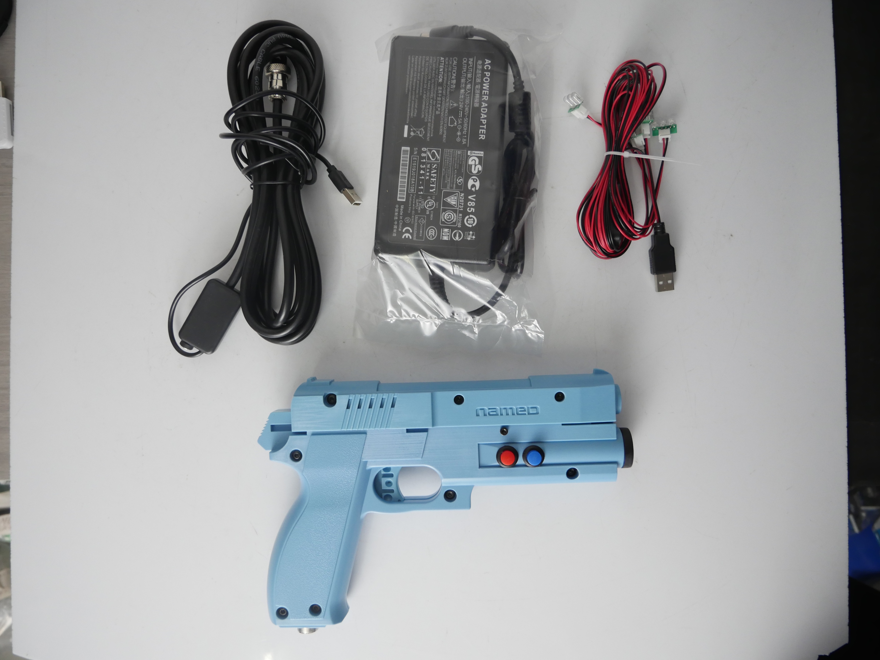Time-crisis-3-light-guns-blue-including-4-light-ey