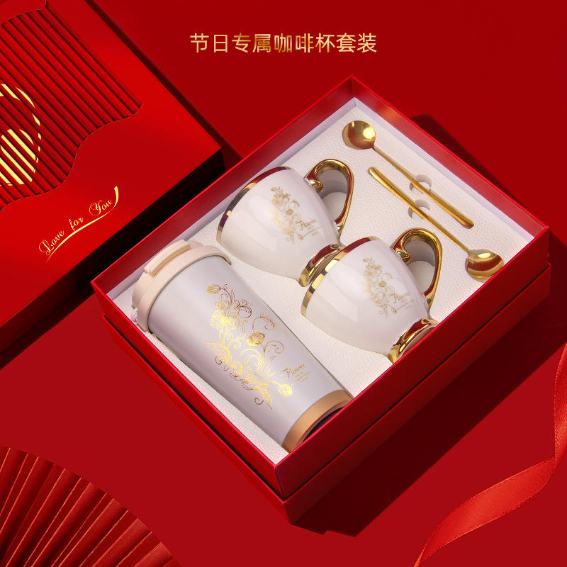 ถ้วยกาแฟเซรามิก Lily of the Valley พร้อมช้อนกลม *2