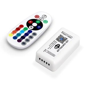 Aplicación Smart Life Tuya RF 24key WIFI DC12V V 4 canales RGB RGBW LED controlador pantalla
