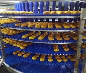 Modular Belt Multi-layer Twisted Cooling Tower Conveyor for Beignet Bakery Dough Toast Bread Pizza Cake Biscuit