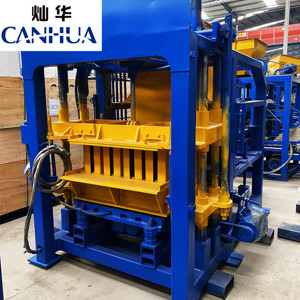 Best Selling Qt4-15 Full Automatic Hydraulic Soil <strong>Building</strong> <strong>Block</strong> <strong>Machine</strong> Made Cement Core Engine PLC 220V Available USA - Product Image 3
