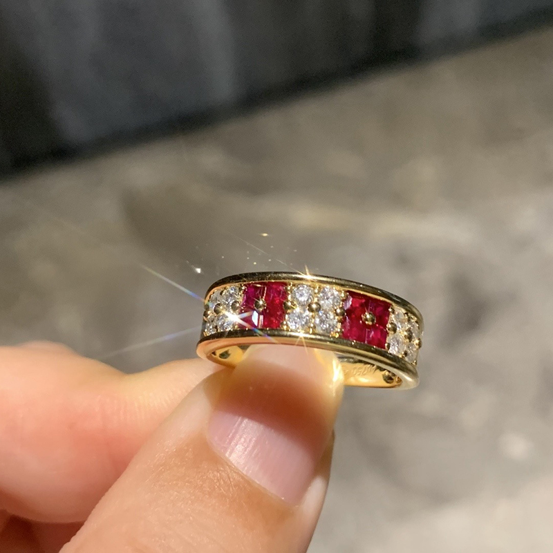 18K yellow gold