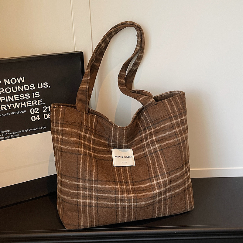 Brown - without accessories
