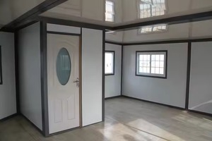 セネガルプレハブ住宅プレハブ住宅ソーラーと配管ポップアップと収納コンテナホーム