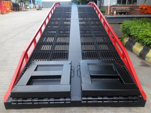 Mobile Hochleistungs-Lade brücke mit großem Höhen verstell bereich für den vielseitigen Einsatz - Product Image 4