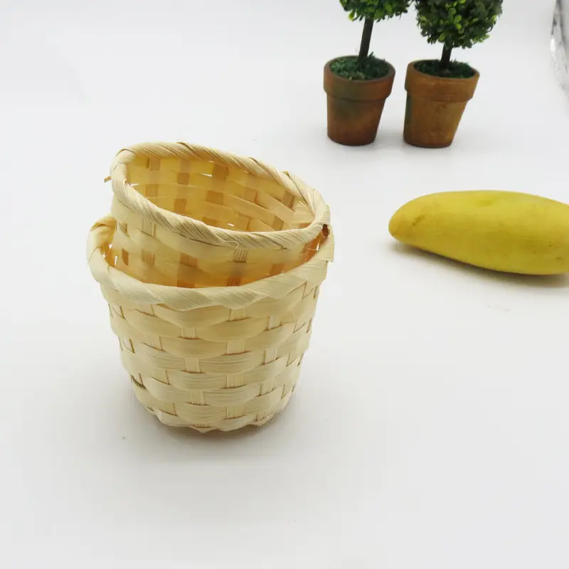 Panier cadeau en bambou Oeuf de fruits décoratif Naturel différentes tailles Imprimé Couleur Blanc Paniers de rangement pour utilisation d'emballage de panier cadeau