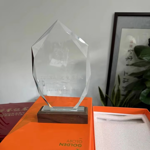 Customized Creative Wood and Crystal Glass Combination Trophies Annual Conference Outstanding Employee and Faculty/Staff <strong>Awards</strong> - Product Image 3