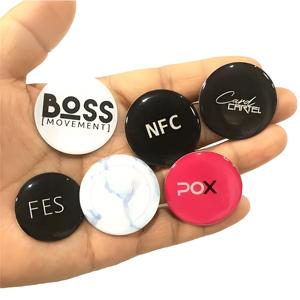 Tag adesivo NFC programmabile per Social Media/condivisione di contatti, biglietto da visita digitale epossidico, Kit di programmazione NFC per telefono per ordine all'ingrosso