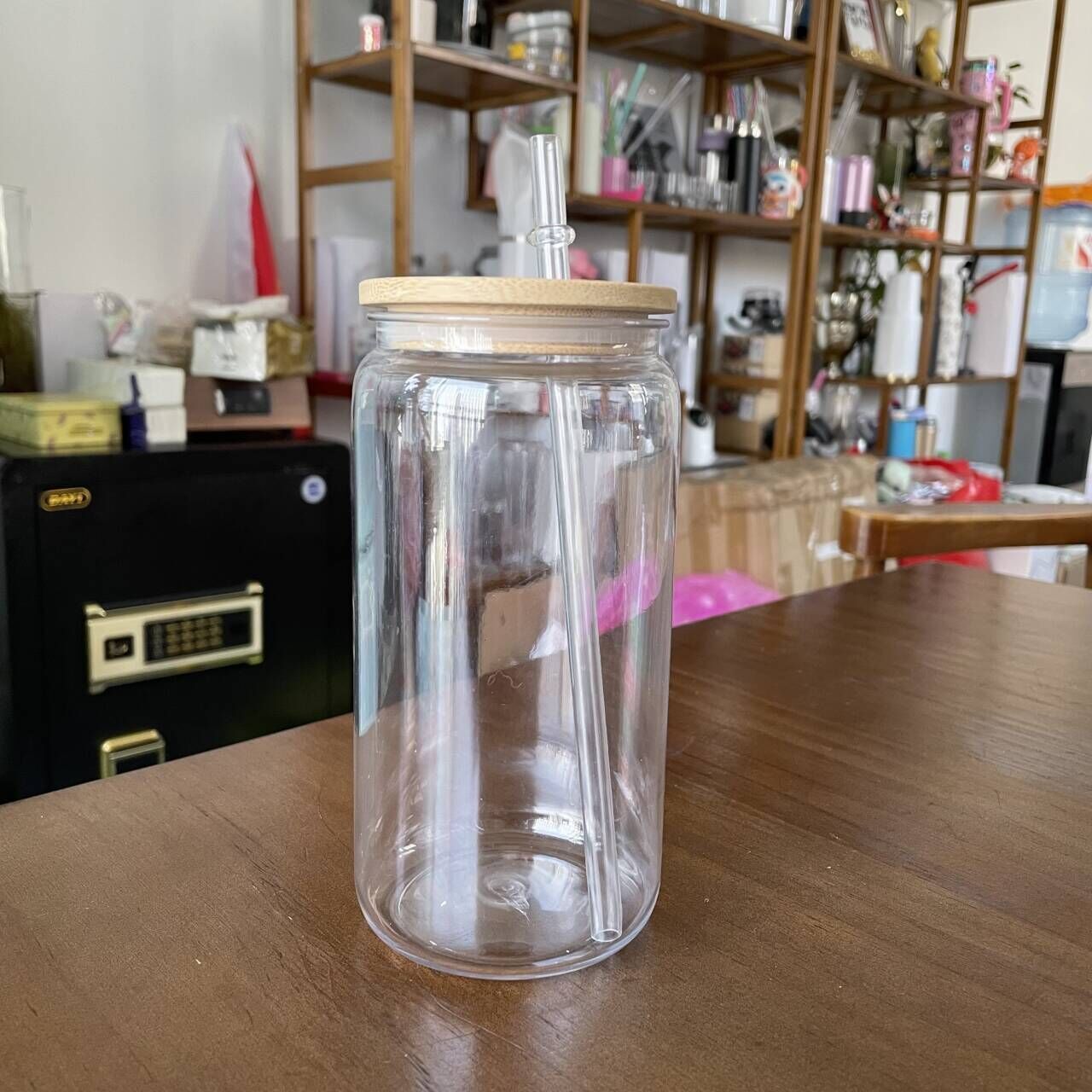 H2.0 16oz plastic can with bamboo lid