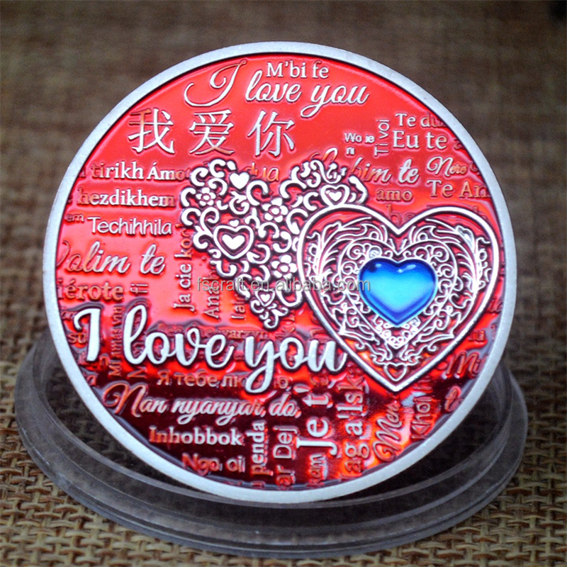 Peinture rouge et placage d'argent