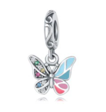 Pendentif papillon moitié diamant moitié colle 0011