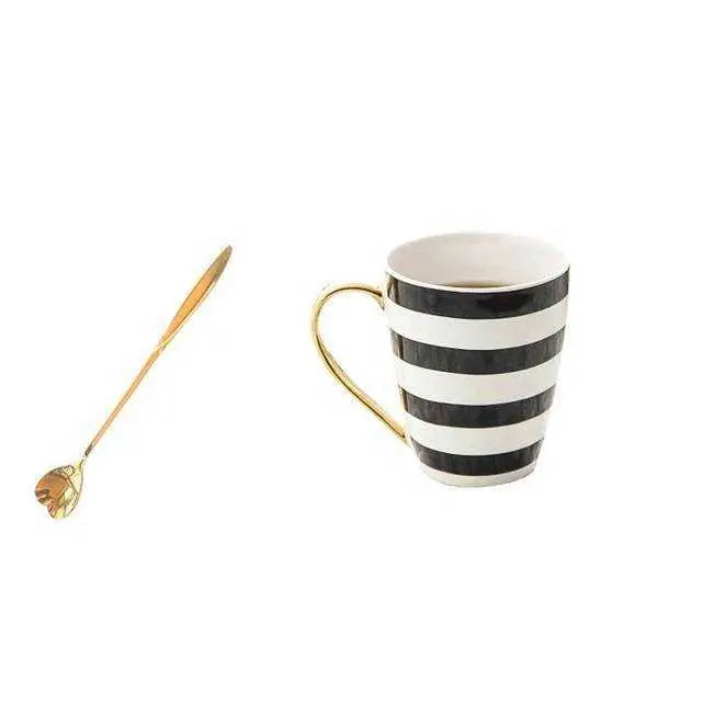 Tazas de celosía de rayas blancas y negras de cerámica, cuchara con mango dorado, decoración moderna para el hogar, cocina personalizada, oficina, tazas de café y té