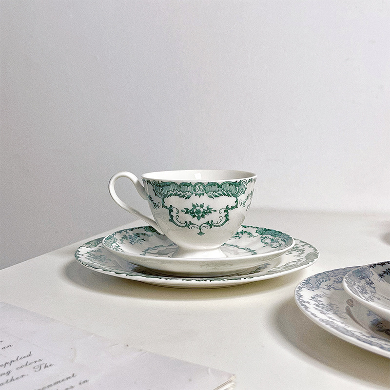 Vintage turquoise cup and saucer 220ml - 220ml