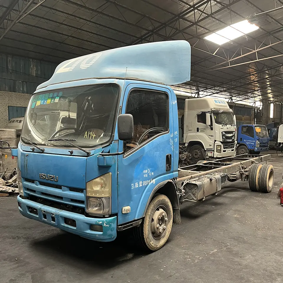 משאיות isuzu 4 x2 קל משאית מטען ואן משאית מנוע דיזל יפן