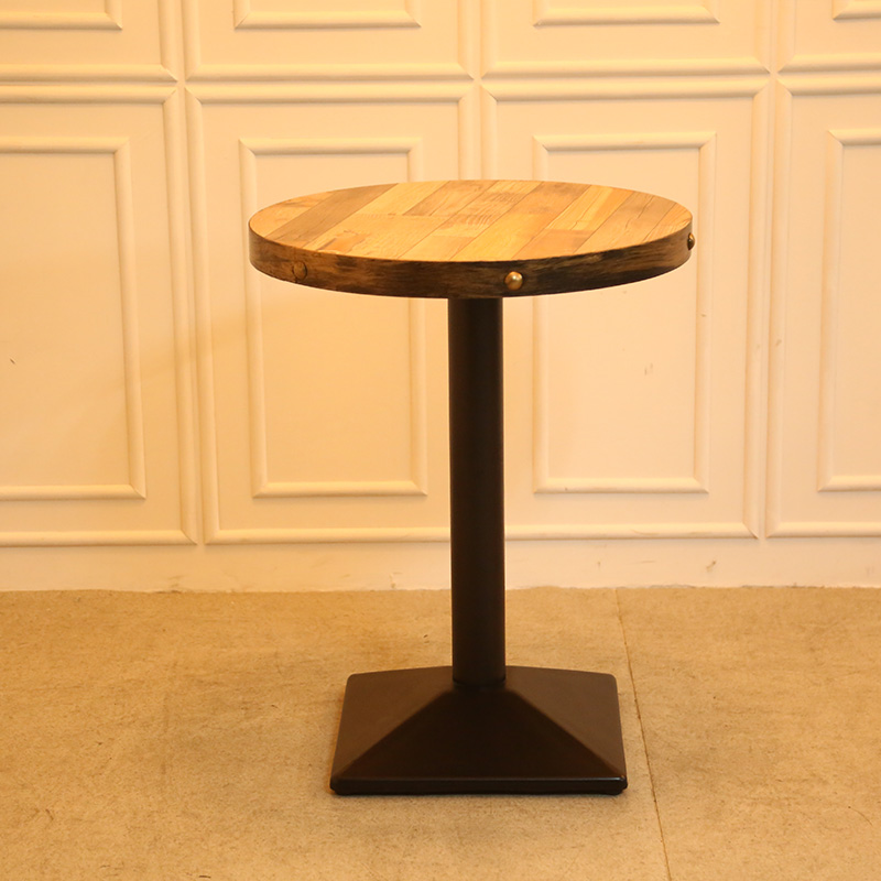 Table ronde A (60*75cm)