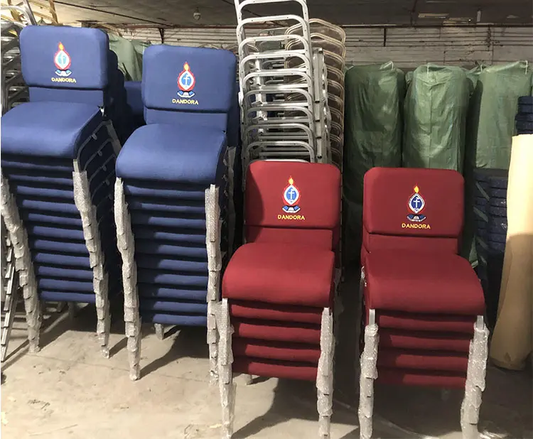 Chaises de verrouillage utilisées par Offre Spéciale d'église avec le coussin à haute densité de moule de meubles de théâtre d'étagère