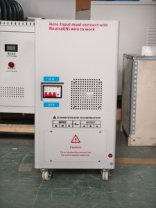 AVR 15kva <strong>Output</strong> 220v Three-<strong>phase</strong> Fully Automatic Voltage Regulator with Overload protection Function