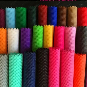 เป็นมิตรกับสิ่งแวดล้อม Pp ผ้าไม่ทอ40gsm 50gsm 60gsm 70gsm ที่มีสีสันผ้าไม่ทอม้วนสำหรับถุงจับ - Product Image 6