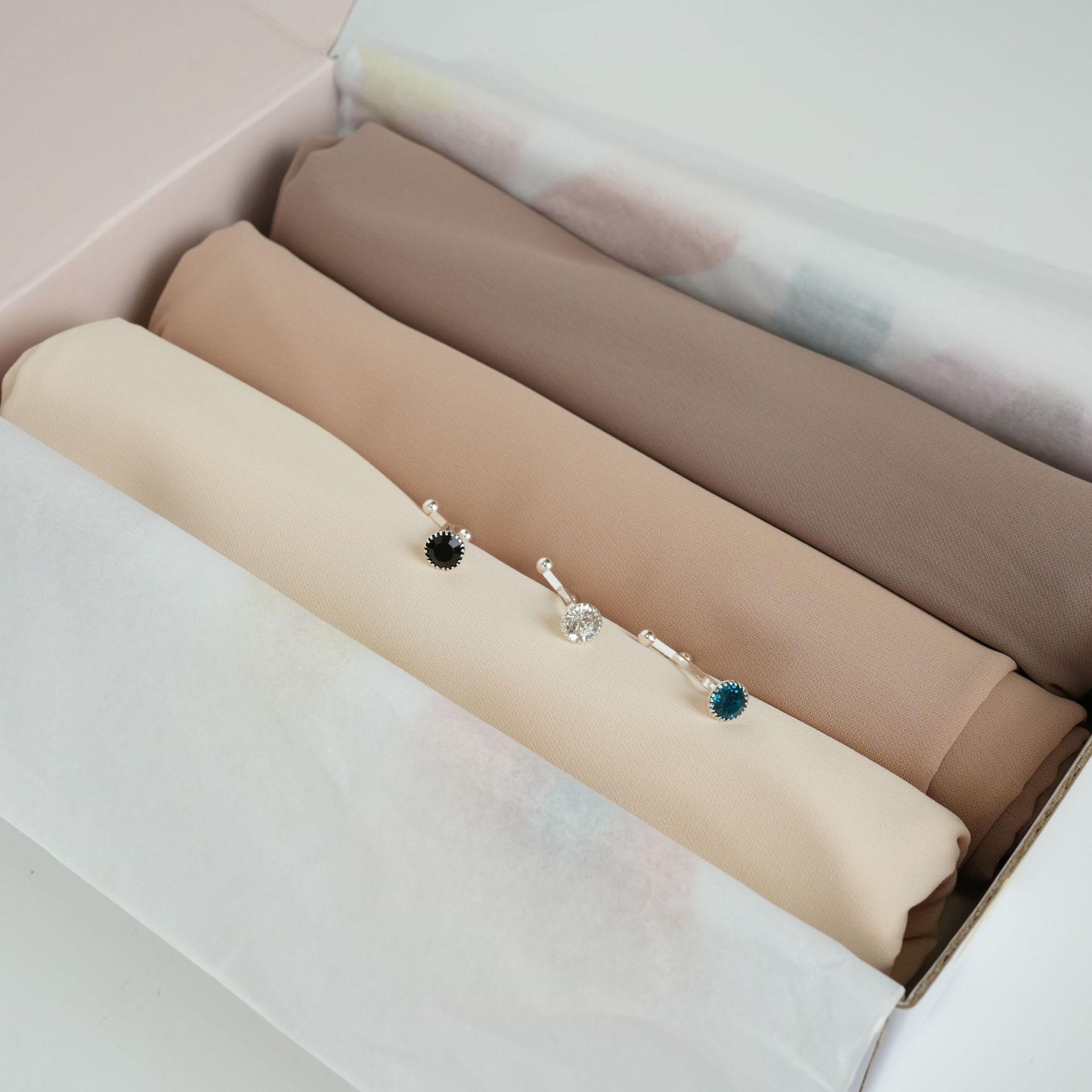 Type b (skin color + light khaki + dark khaki) - 70*180cm