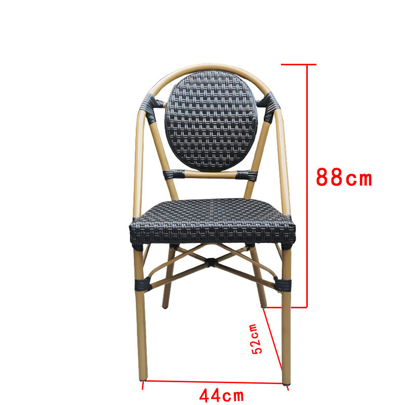 silla de ratán L