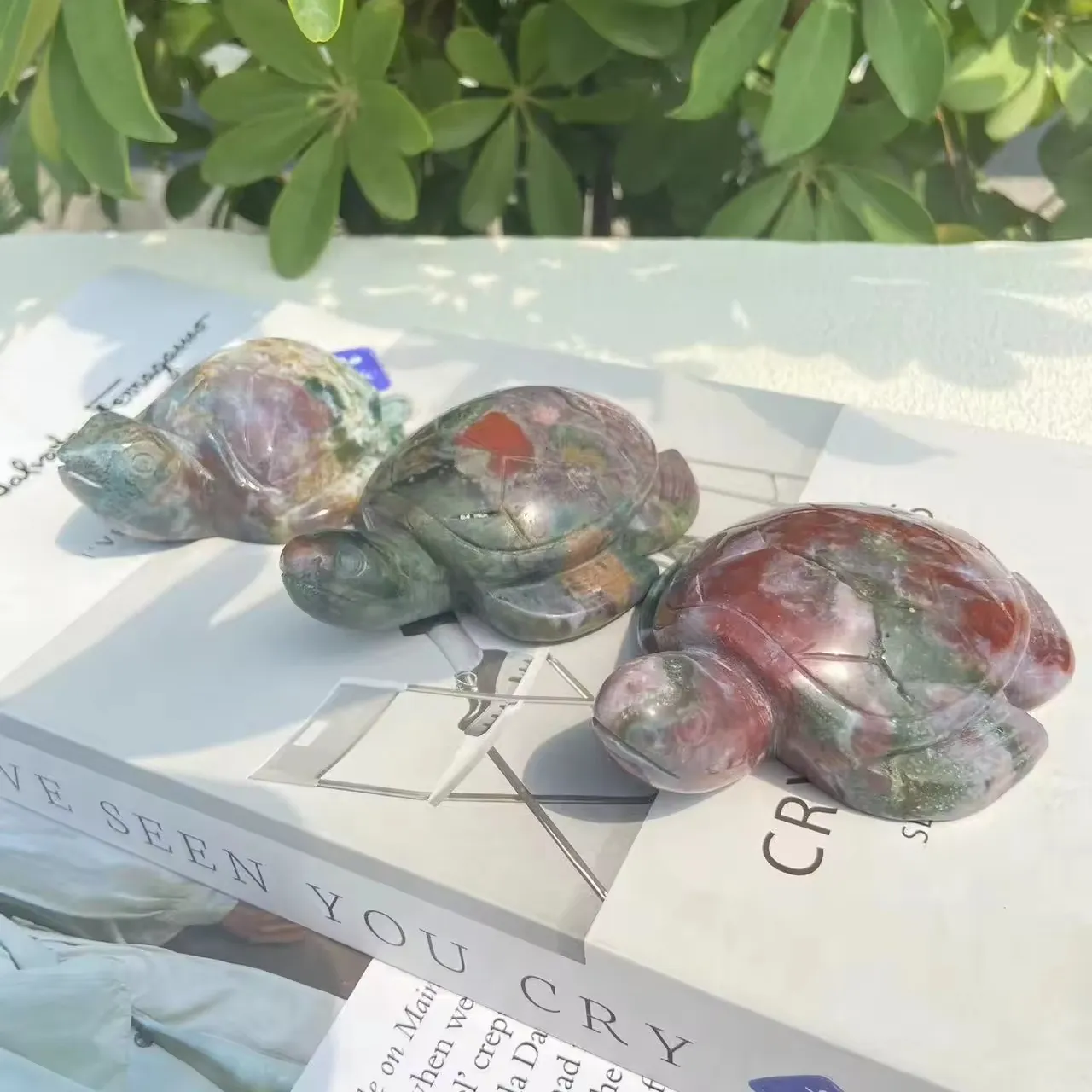 Fanshi atacado de alta qualidade saleocean jaspe tartaruga tartaruga pedra polida musgo ágata cristal para decoração de presente