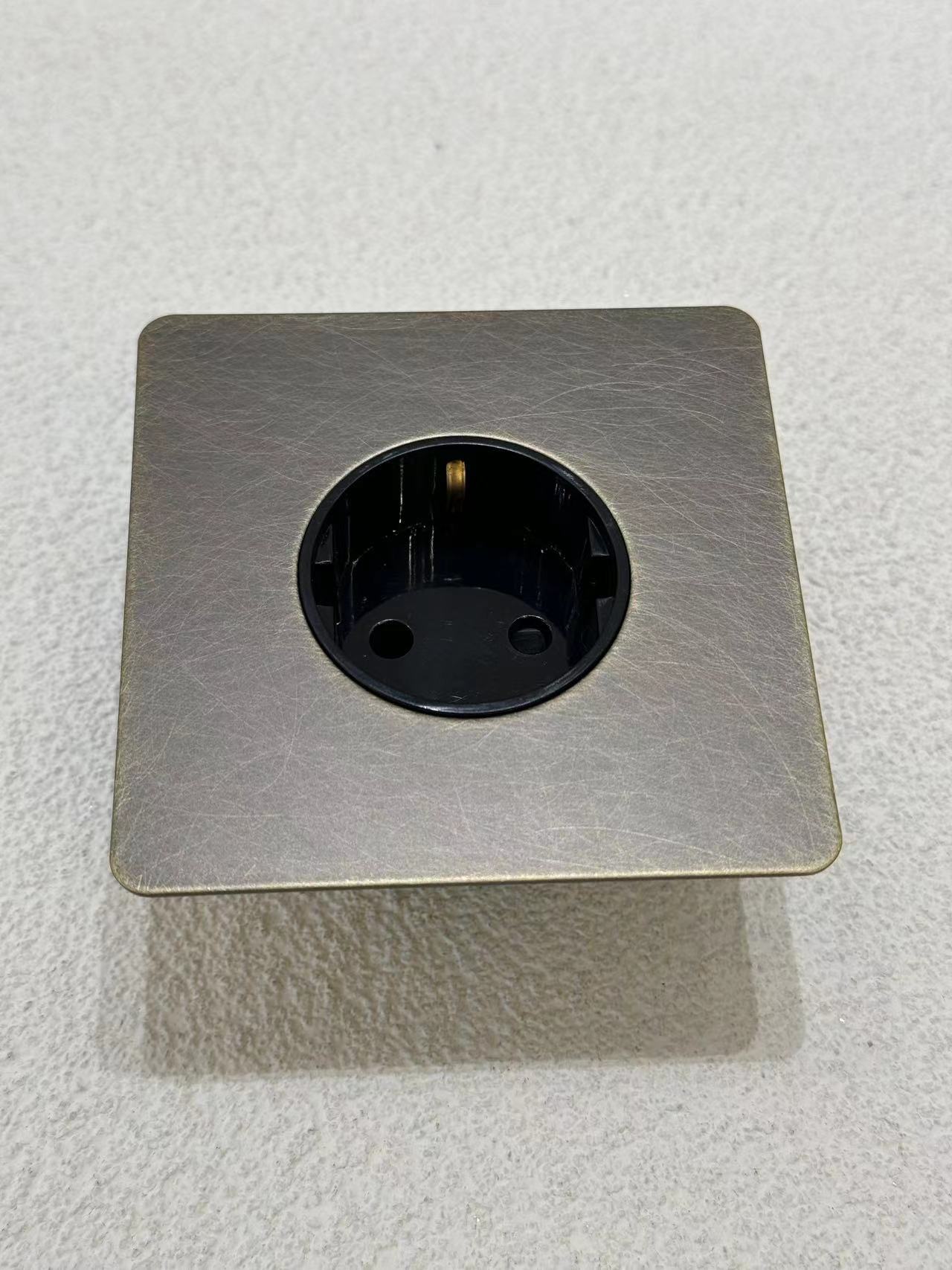 16A European socket