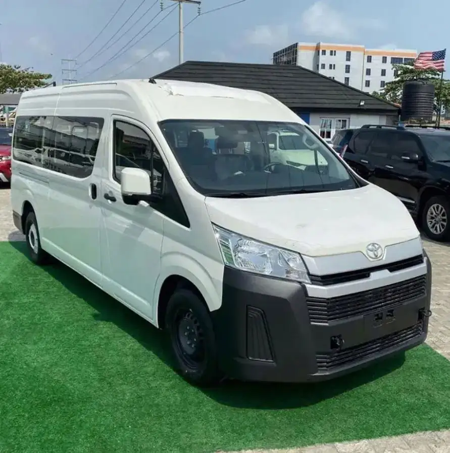 سيارة تويوتا مستعملة رخيصة HIACE VAN للبيع/حافلة مستعملة Toyota HIACE VAN